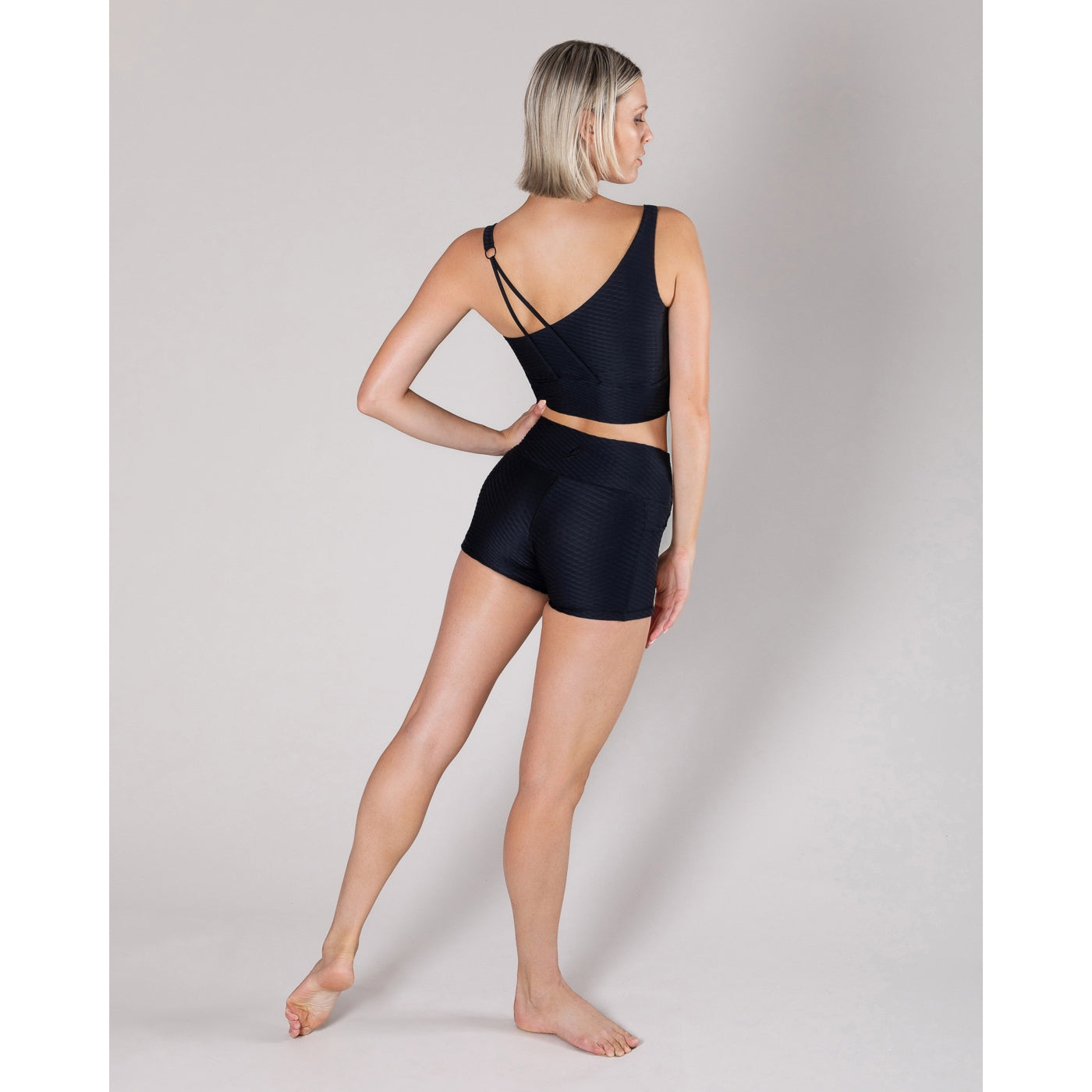 Madison Pocket Short - Allegro Collection