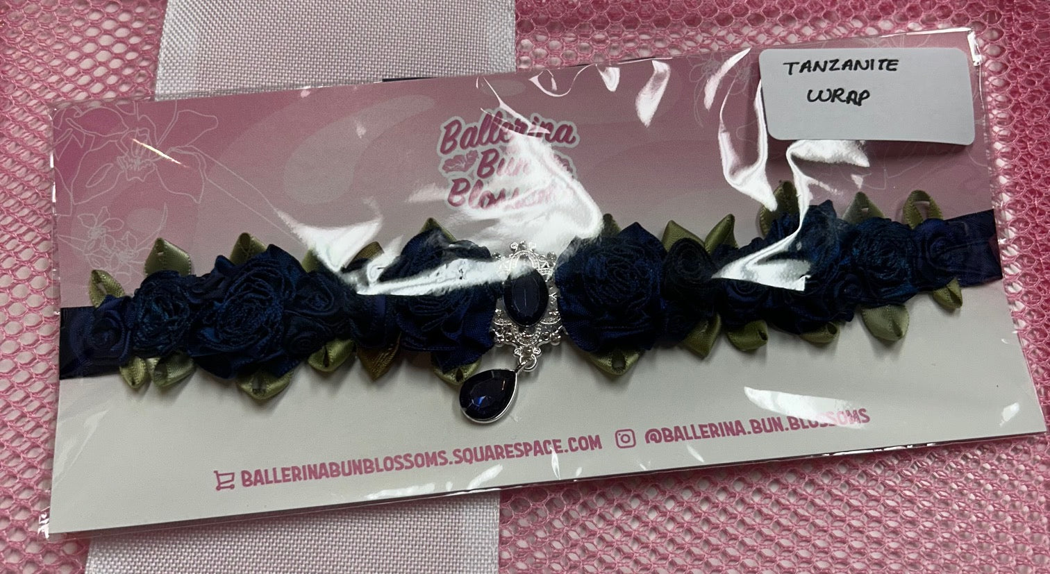 Ballerina Bun Blossoms - Standard Bun-Wrap (with centerpiece)