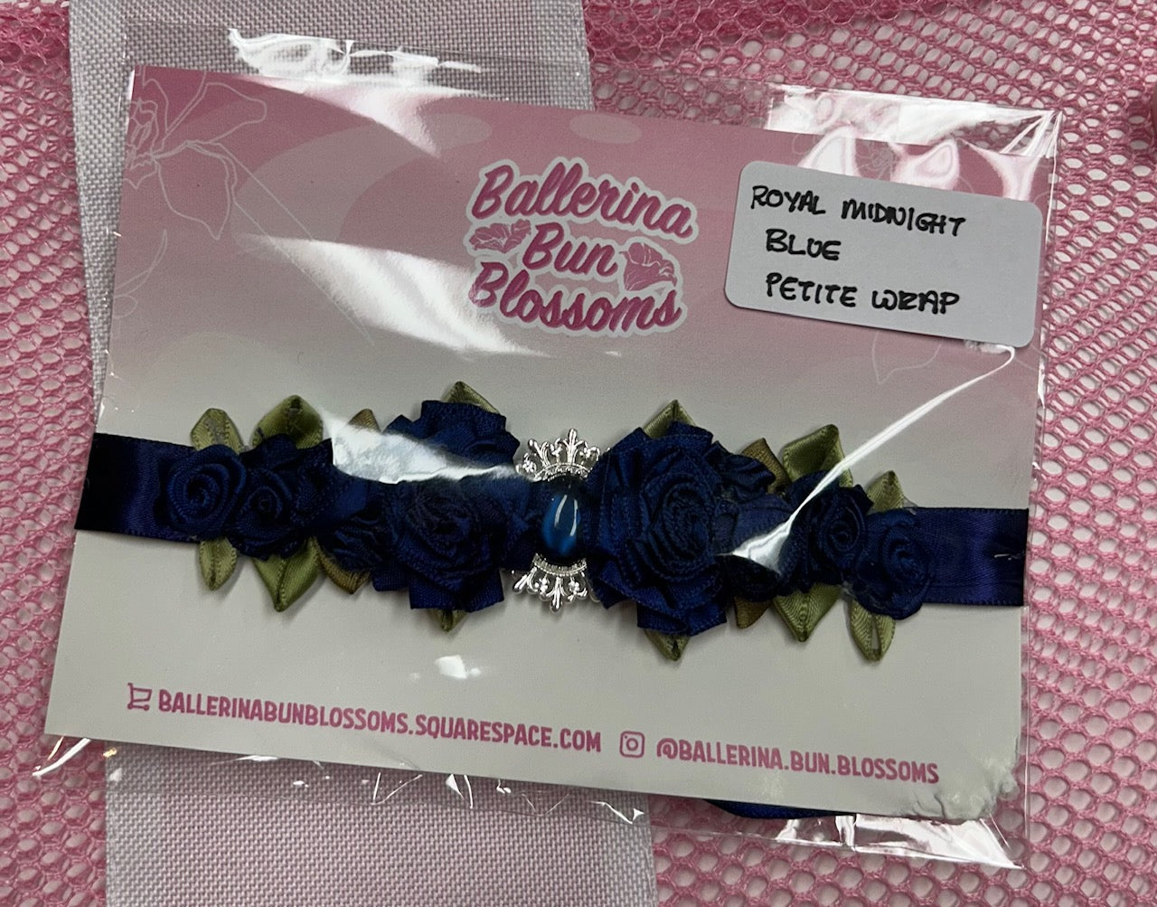 Ballerina Bun Blossoms - Petite Bun-Wrap (with centerpiece)