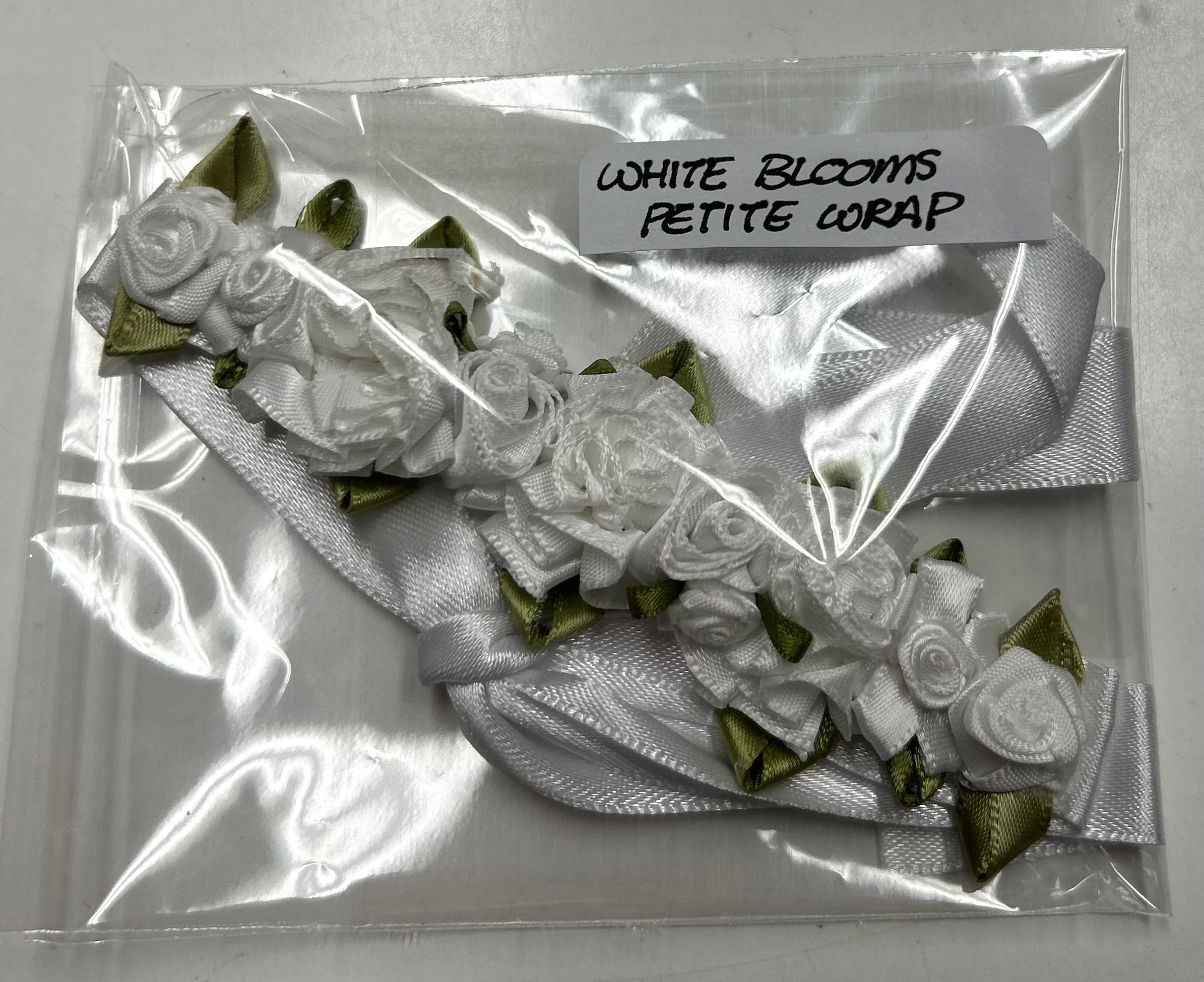 Ballerina Bun Blossoms - Petite Bun-Wrap (without centerpiece)