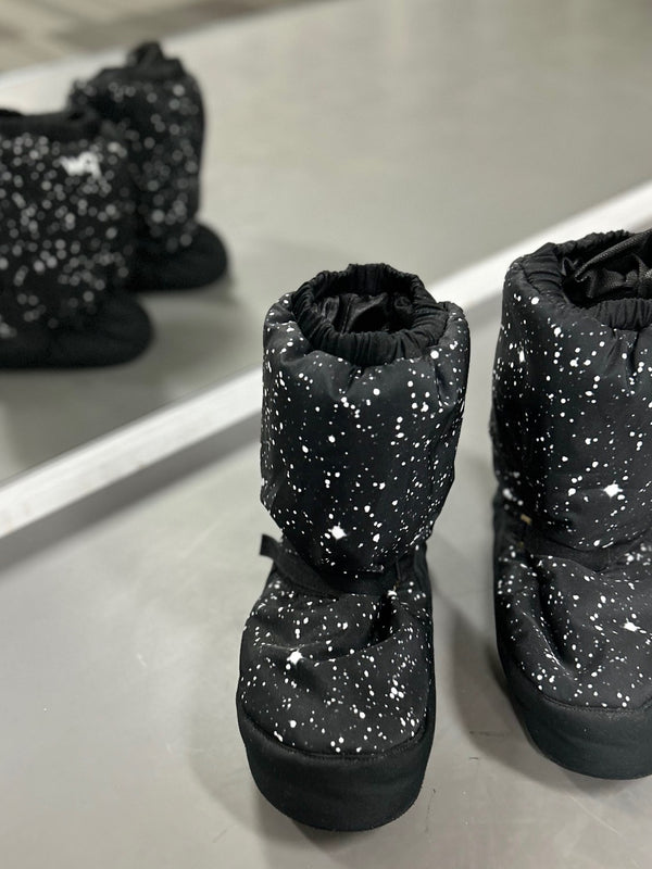 PW Dance & Sportwear Snuggle Boots - Galaxy