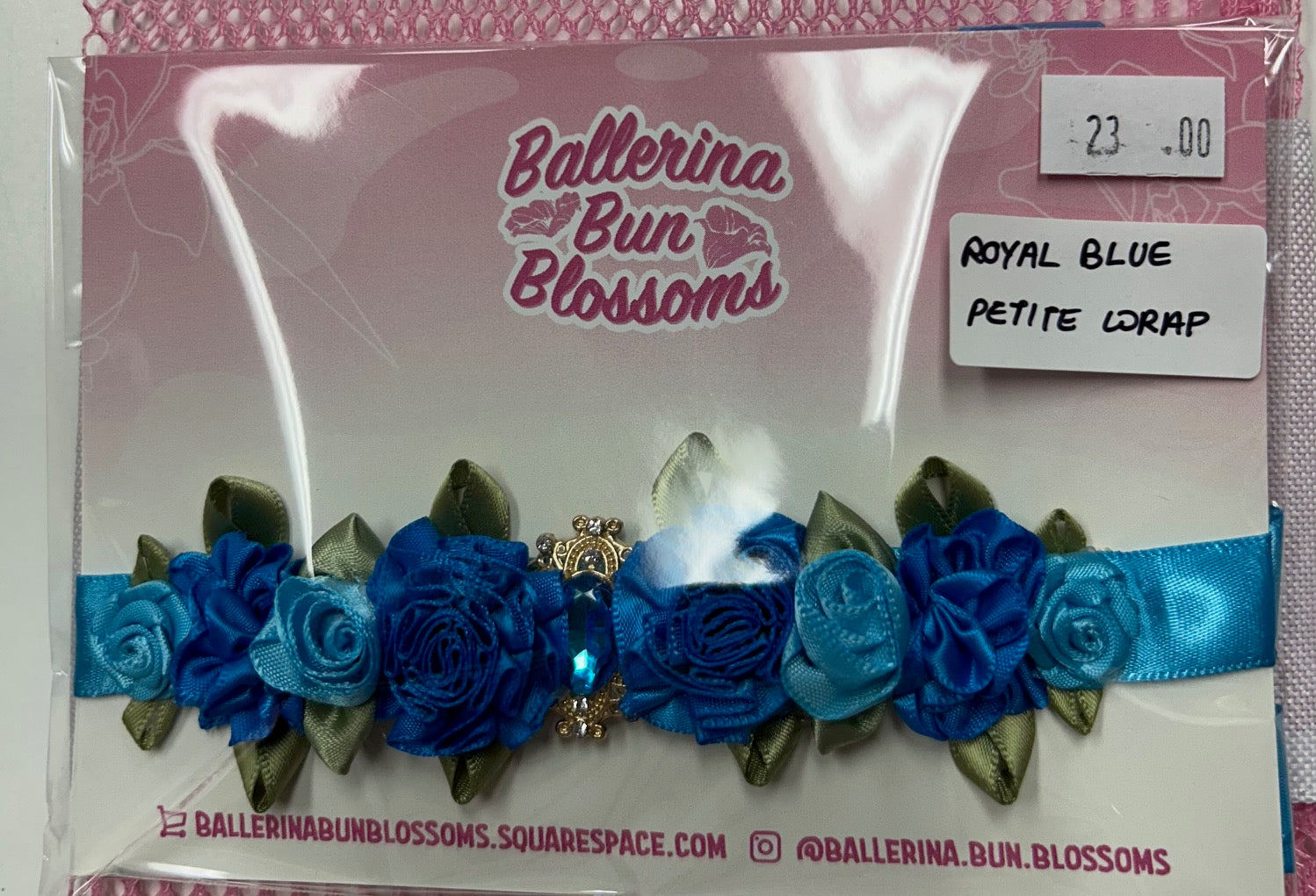 Ballerina Bun Blossoms - Petite Bun-Wrap (with centerpiece)